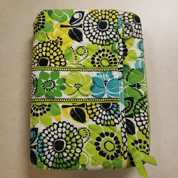 Vera Bradley Other - Vera Bradley Limes Up Protective Hardshell Tablet Case - Green, Yellow, Blue